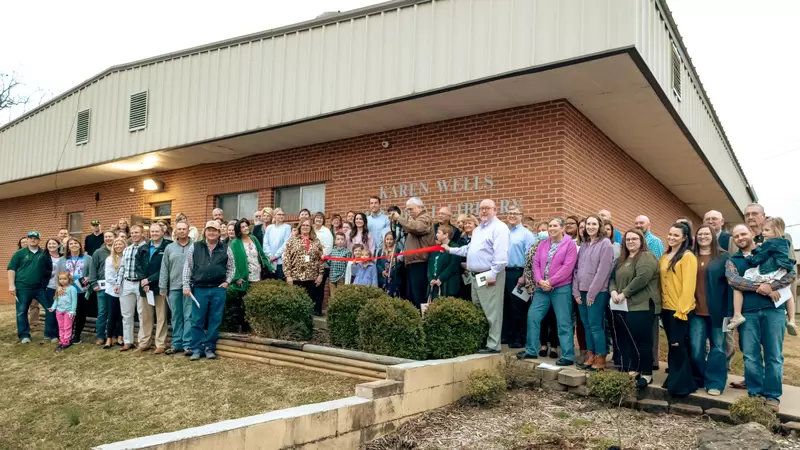 Midland Opens Karen Wells Memorial Libray
