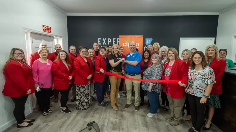 Cigna Healthcare Cuts Ribbon